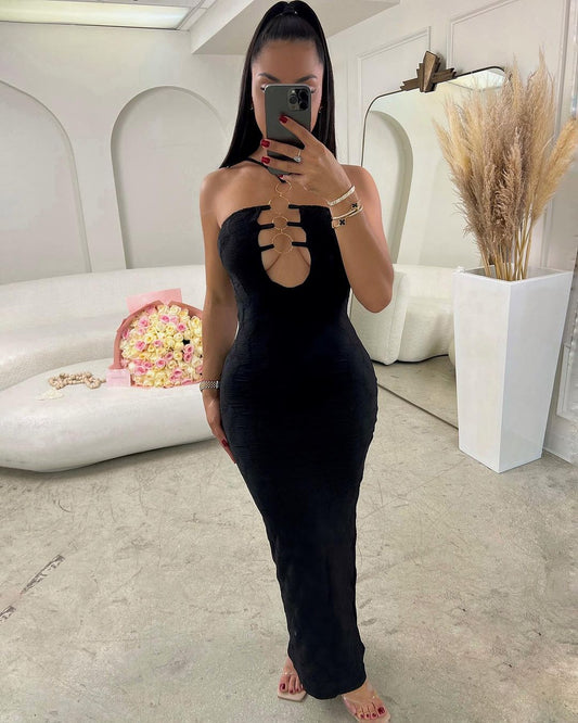 1700# sleeveless sheath dress