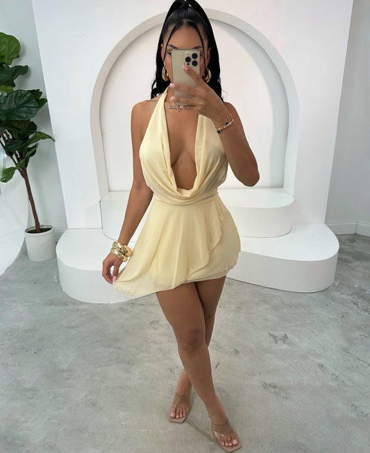 V10015# mini vestido com decote em U sem mangas