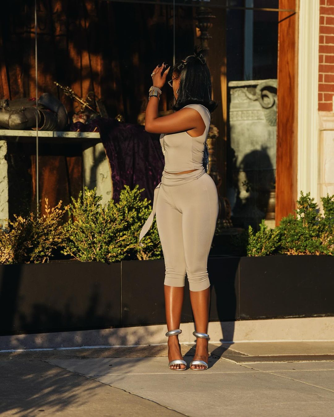 4022 Conjunto de 2 peças de blusa e calça bermuda