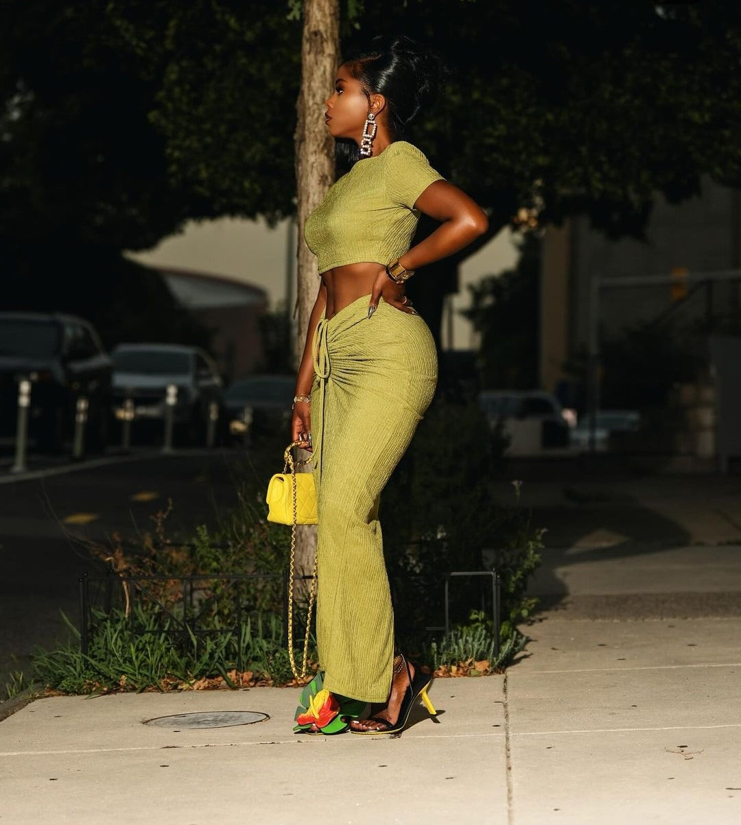 Women Spring Summer Elegant White Short Sleeve T-Shirt and Drawstring Pleated Skirt 2 Piece Set