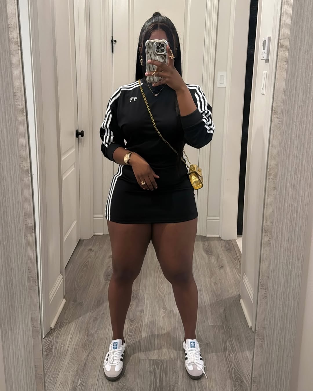 5017# sports set with short skirt