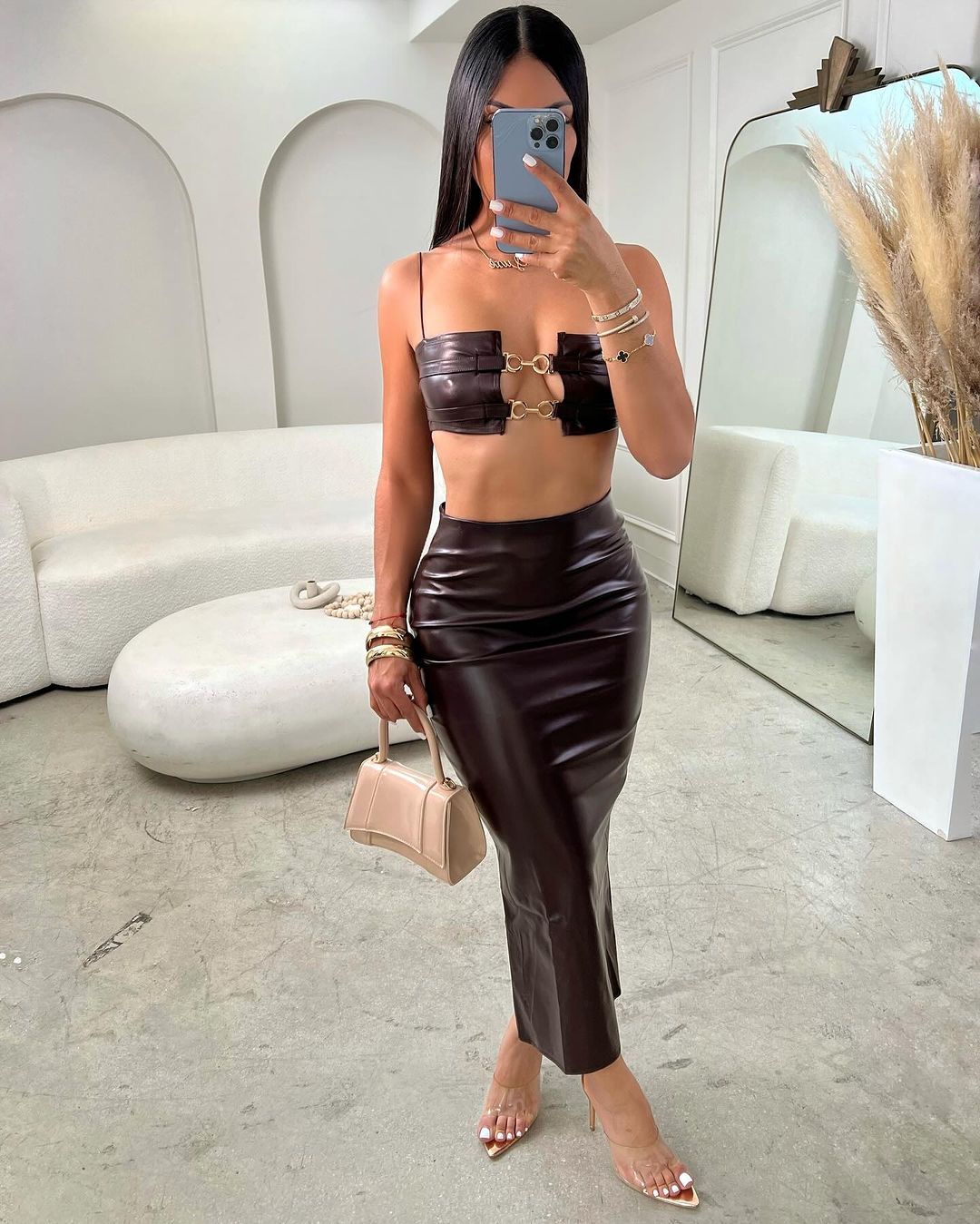 1612# top con cadena, falda larga