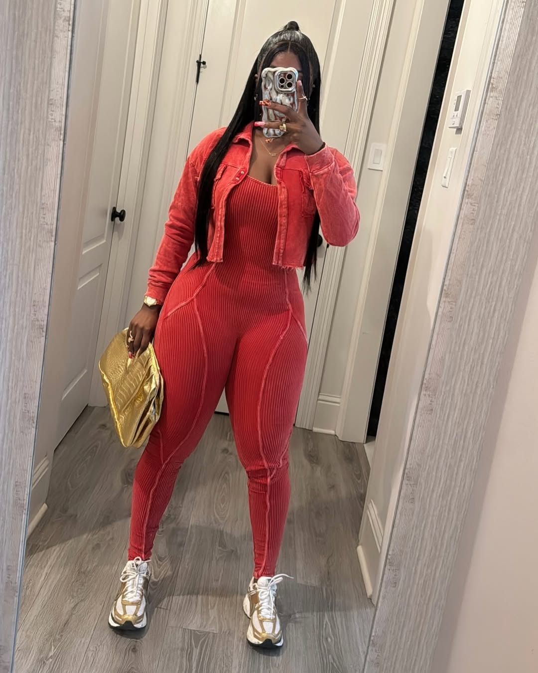 5020# Conjunto de Duas Peças Casaco Curto de Manga Longa com  e Macacao em Cor Sólida