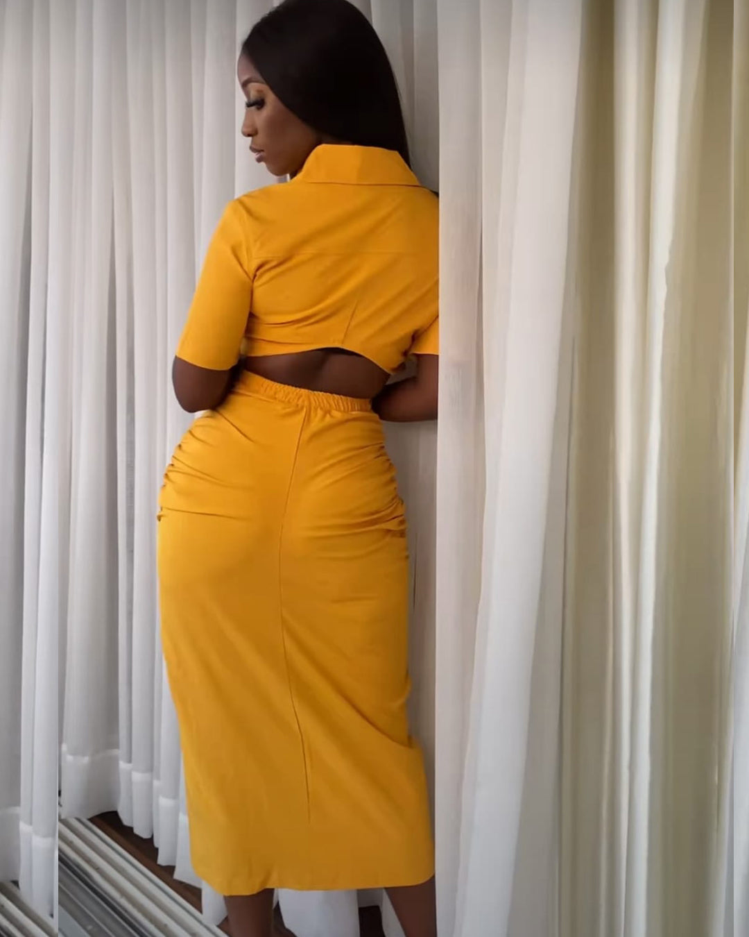 1901# Fitted back dress