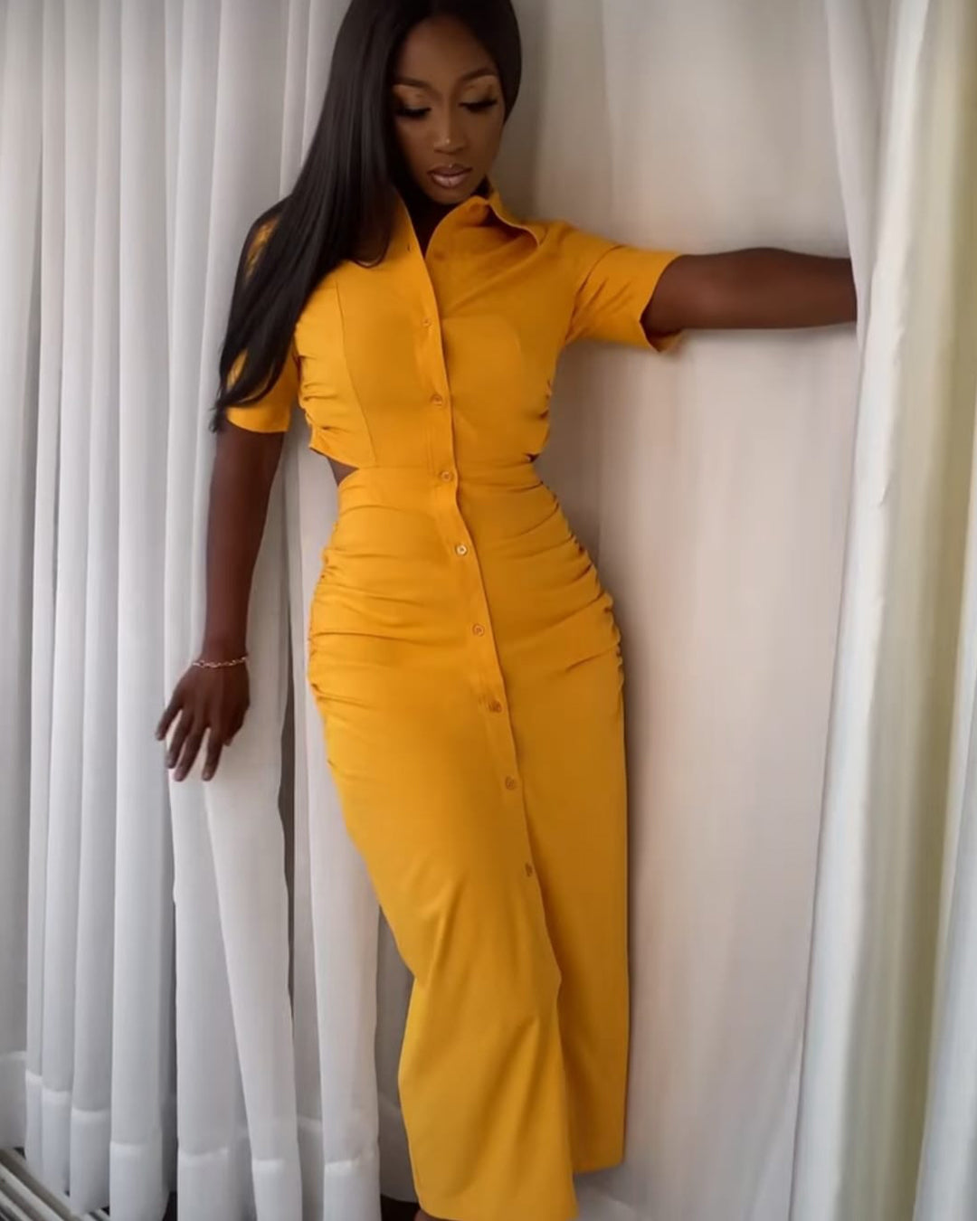 1901# Fitted back dress