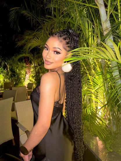 Vestido Renda Acabamento Cetim Patchwork