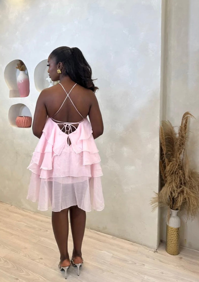 VM80007#Leve, fluido e com cortes