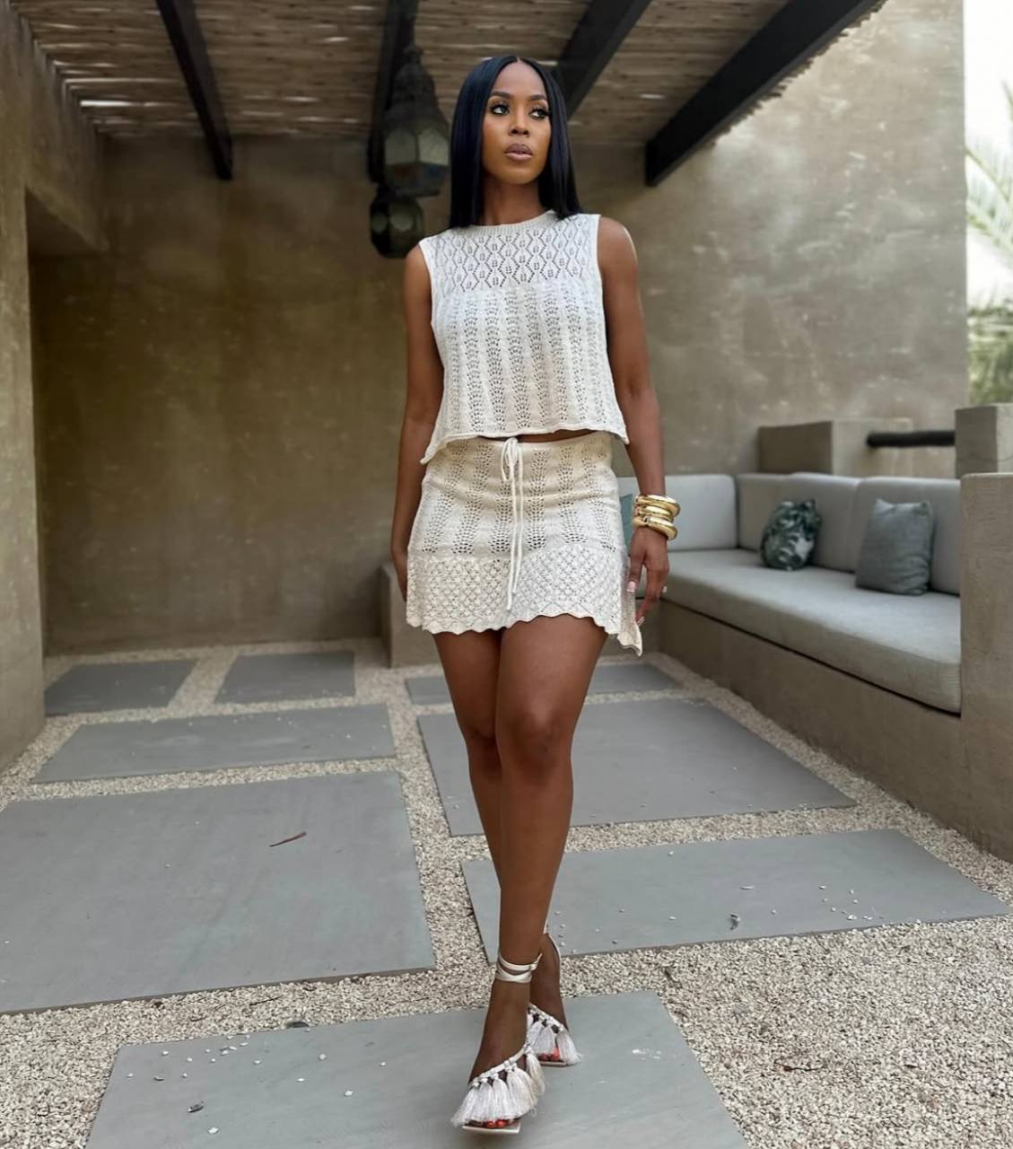 P80015# Conjunto elegante Praia Oco Semi-transparente Pulôver Sem mangas Tricô Top Saia curta