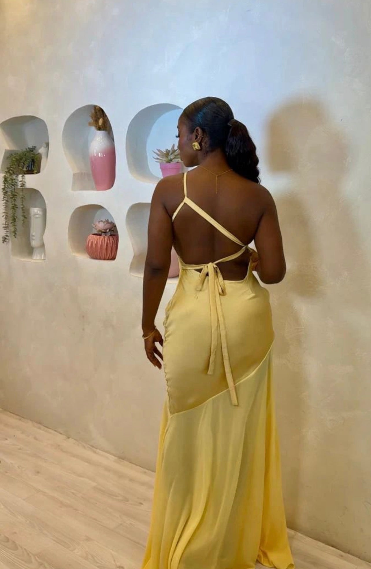 ITGIRLS BOO  Vestido com uma alças finas, bainha transparente, elegante ideias para Festas