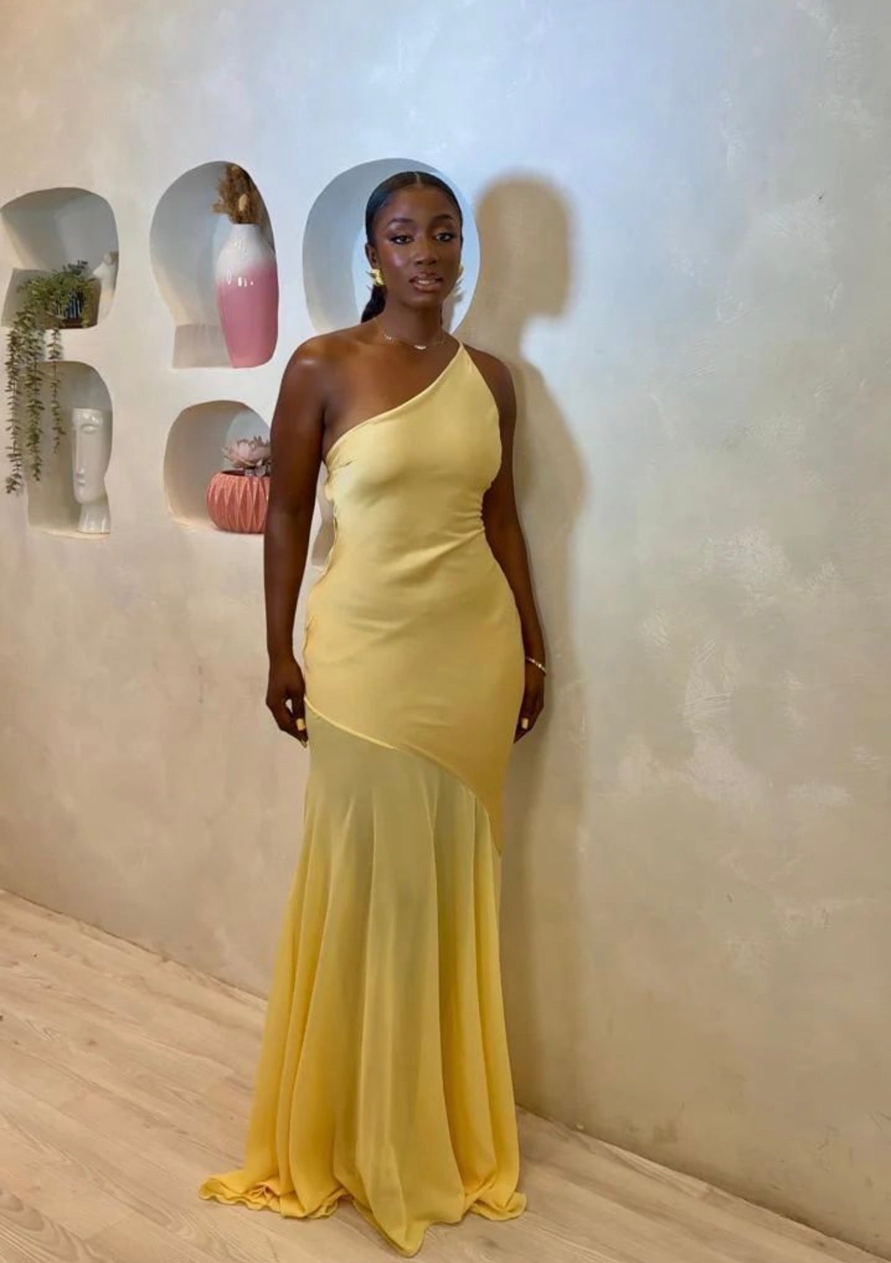 ITGIRLS BOO  Vestido com uma alças finas, bainha transparente, elegante ideias para Festas