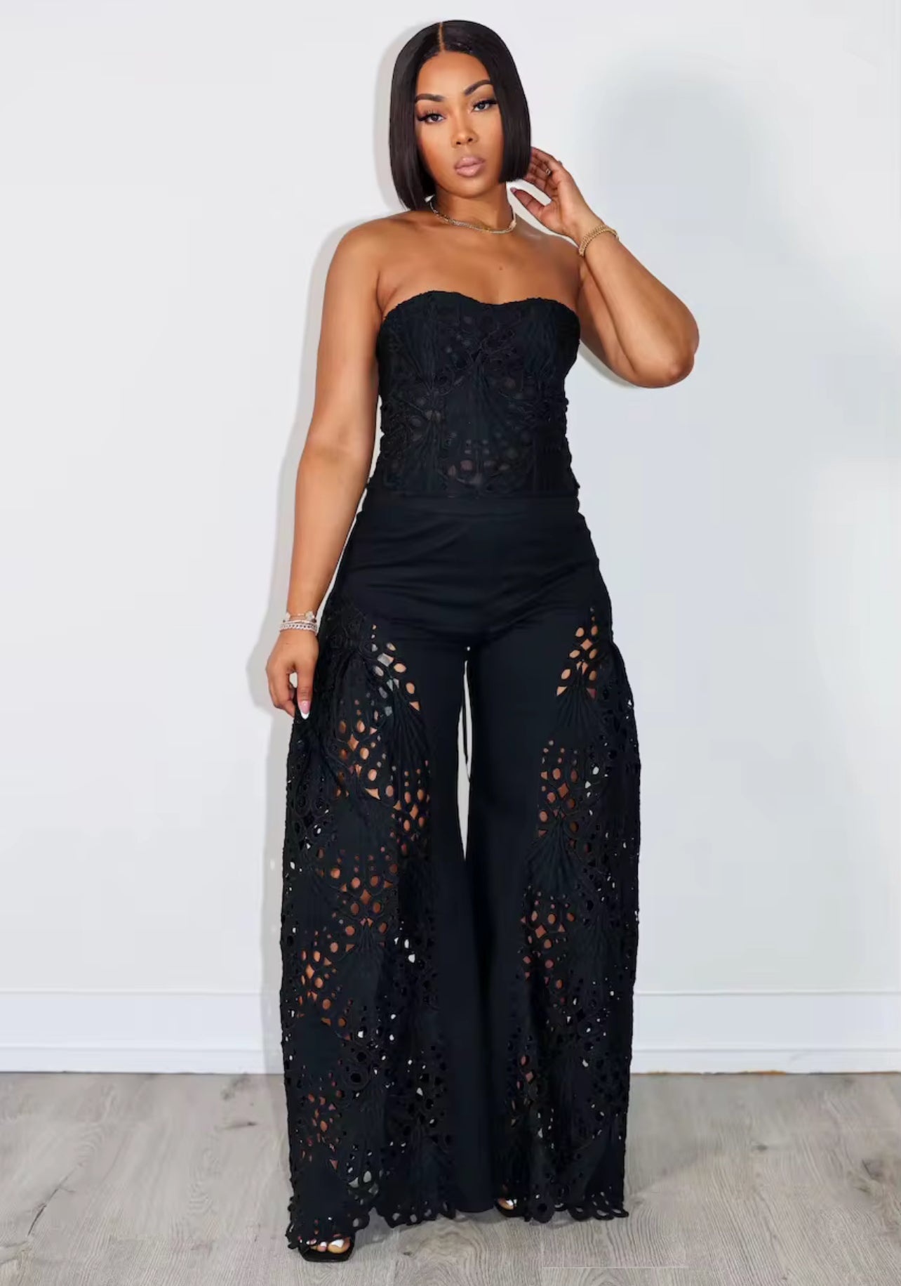 USMODE Conjunto de verão, 2 peças, em cor sólida, composto por crop top estilo tankini, calças de cintura alta. Conjunto de resort de alta moda.