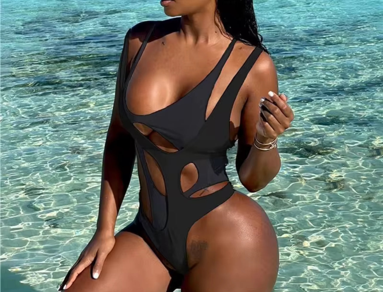 THAT GIRL maiô irregular com sobreposição