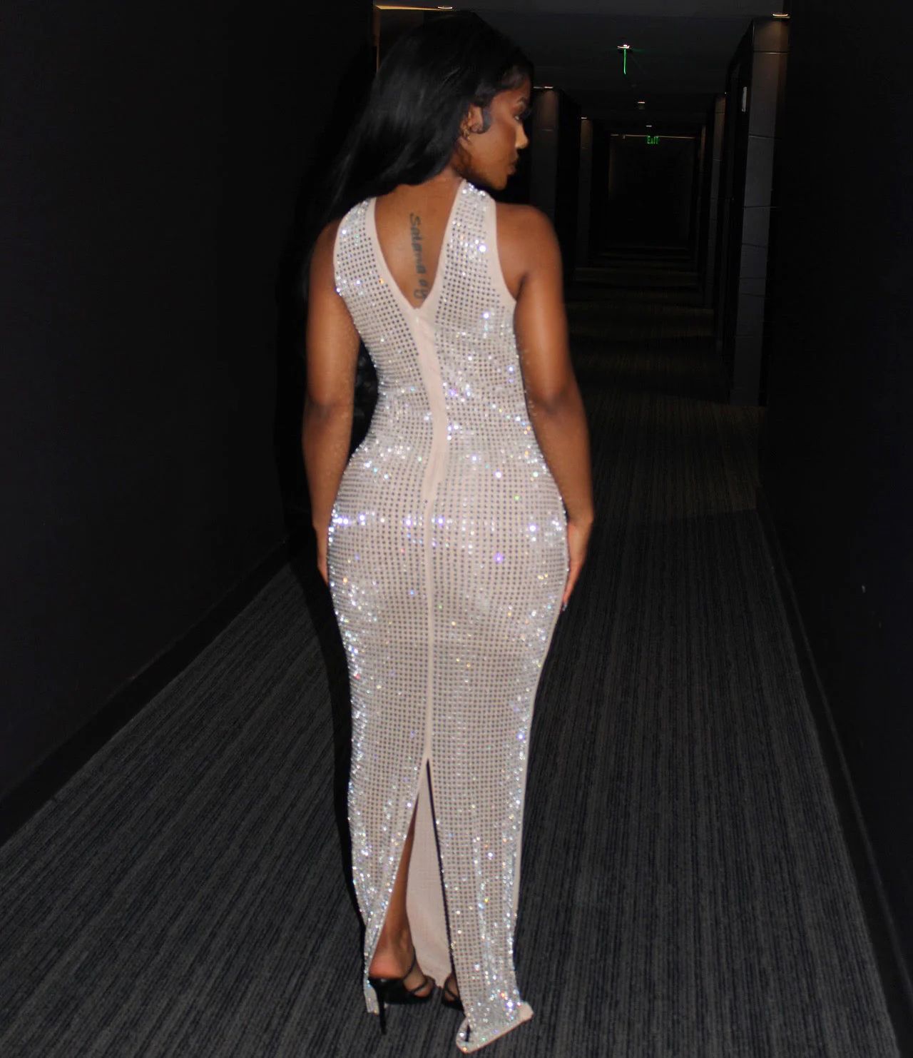 4060# Elegant long dress with rhinestones