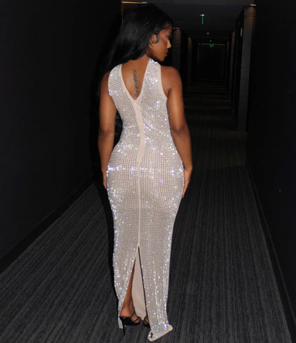 4060# Elegant long dress with rhinestones