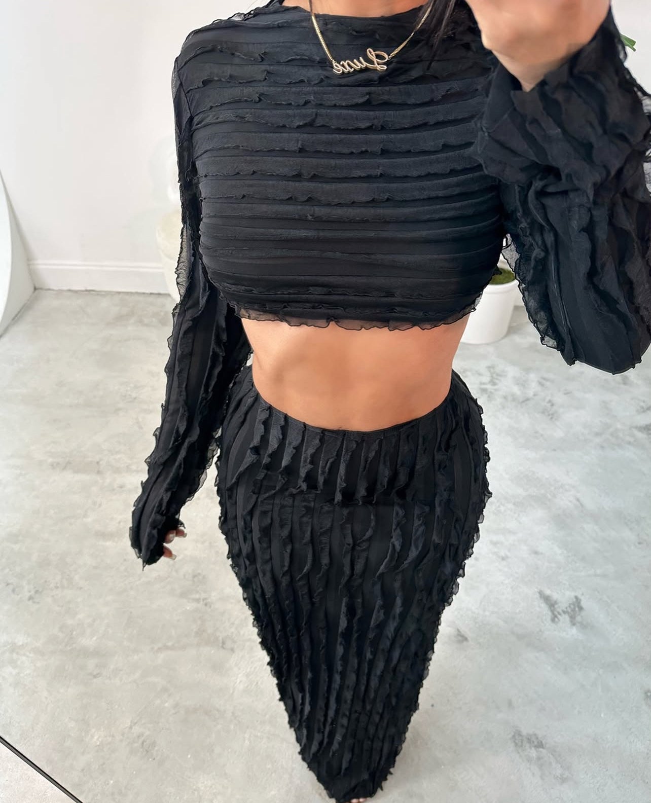 CJ 2007# crop top com gola saia longa plissada