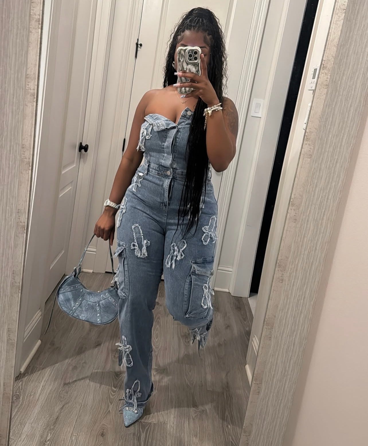 USMODE Macacão jeans com bordado cruzado e pernas largas