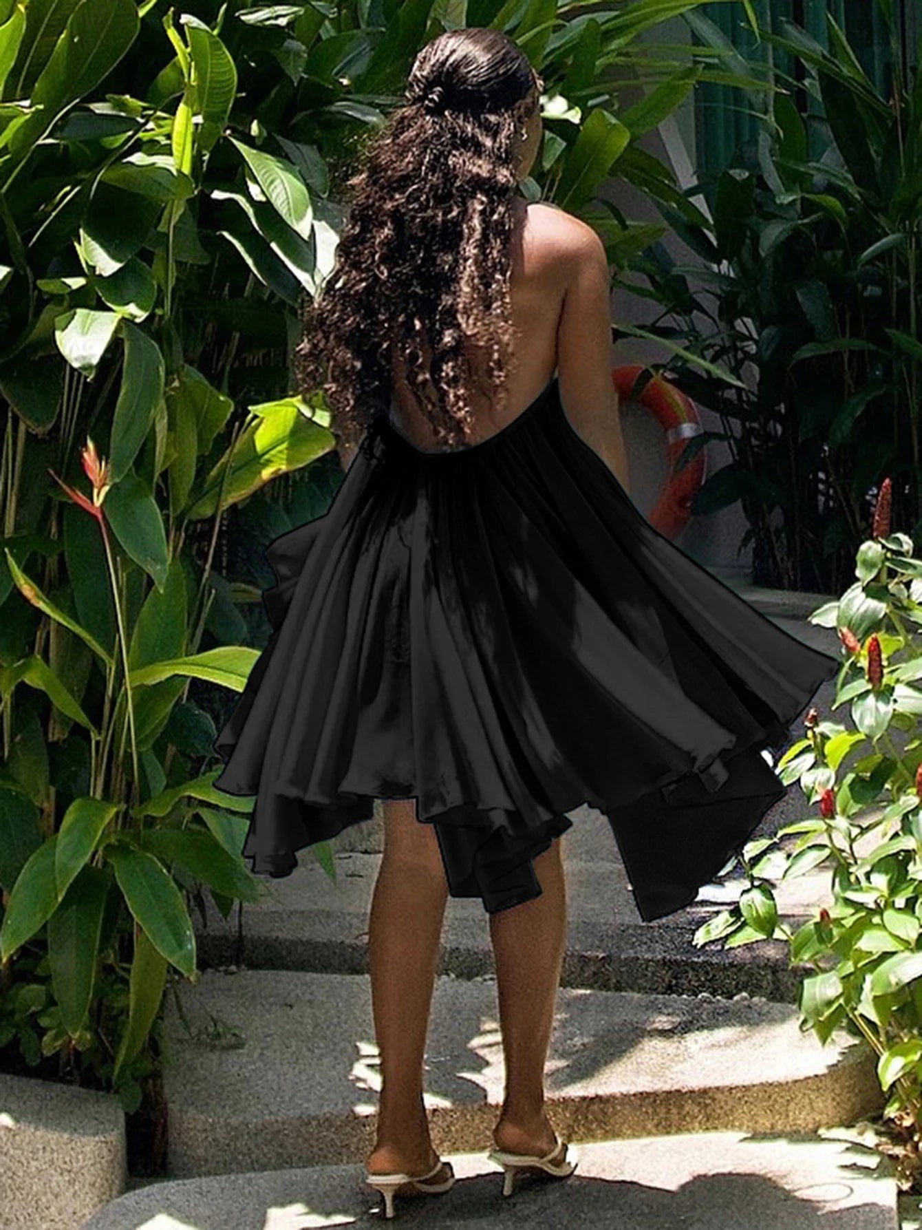 Vestido curto sem mangas com alças finas e cadarço, irregular, de chiffon, plissado, liso, sexy, casual