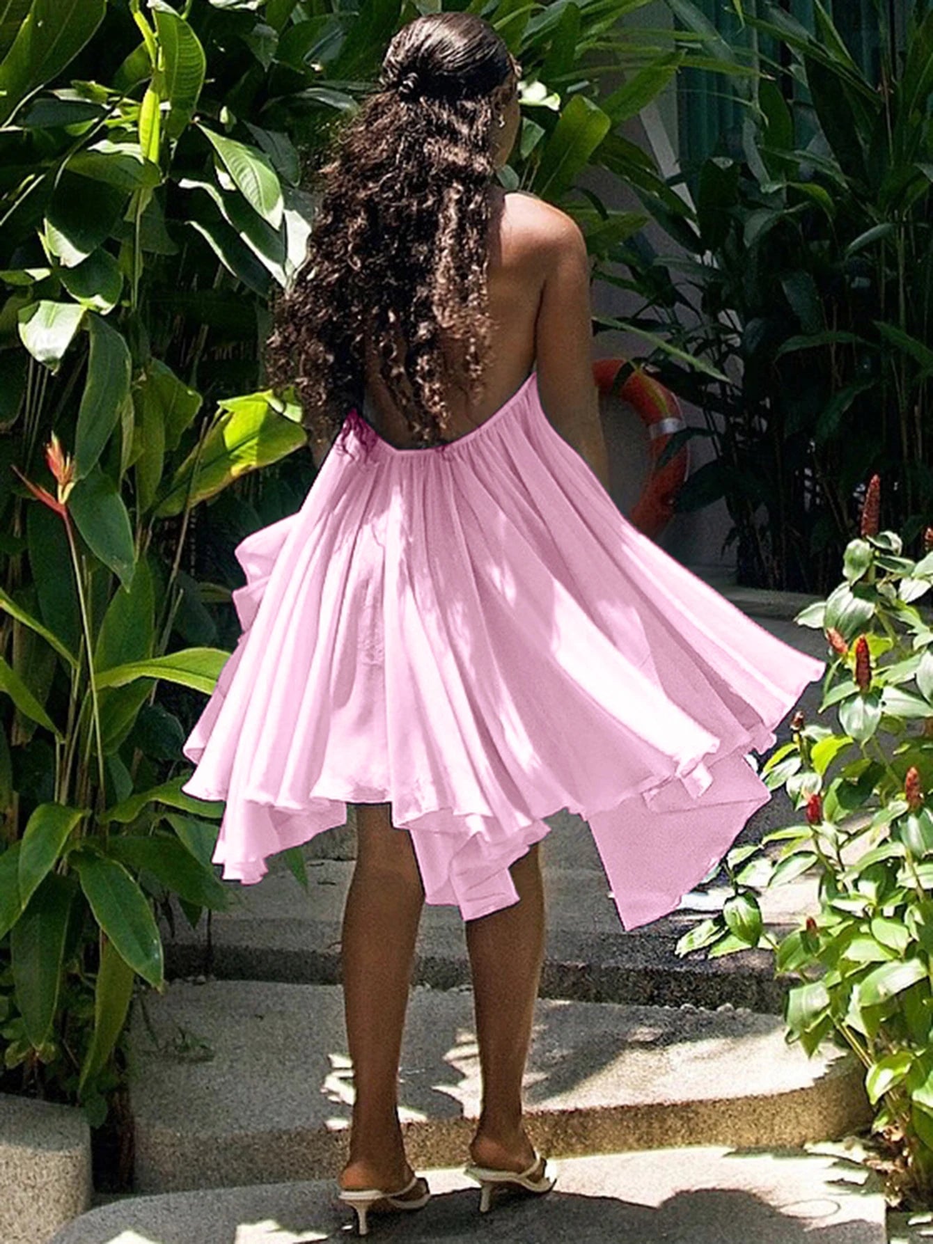 Vestido curto sem mangas com alças finas e cadarço, irregular, de chiffon, plissado, liso, sexy, casual