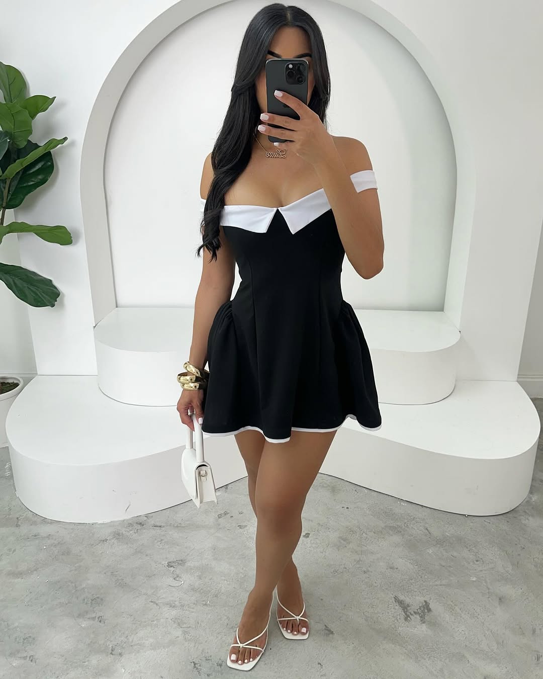 5005# mini vestido clássico
